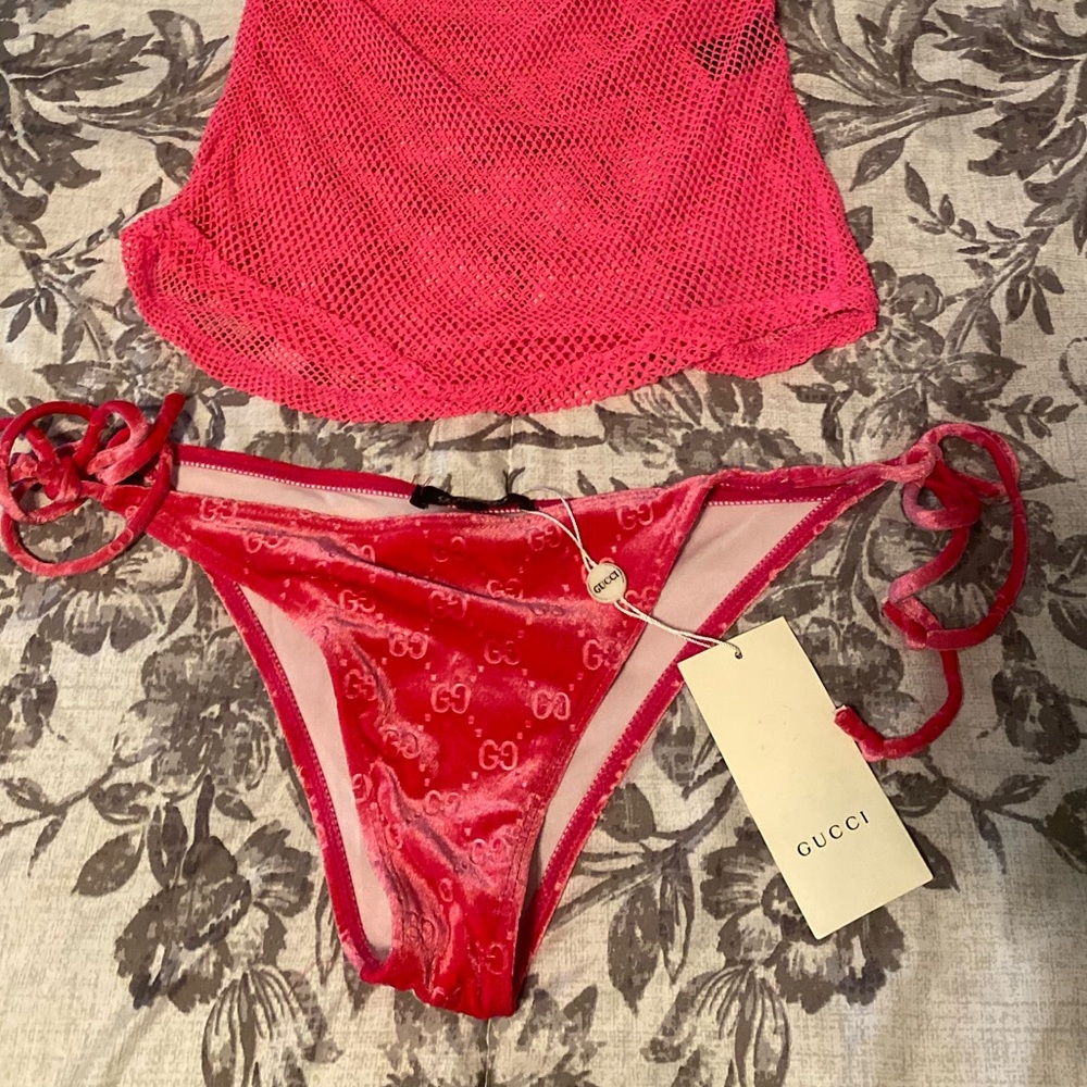 String Gucci bikini Hot Pink Velvet GG  bottom only 👙NWT